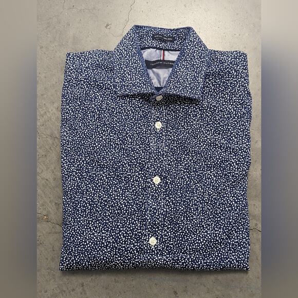 Tommy Hilfiger Long Sleeved Button Down, Size 15 32/33 - Picture 6 of 6